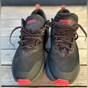 Hoka ATR 6 Challenger Goretex in Red/BLACK EUC